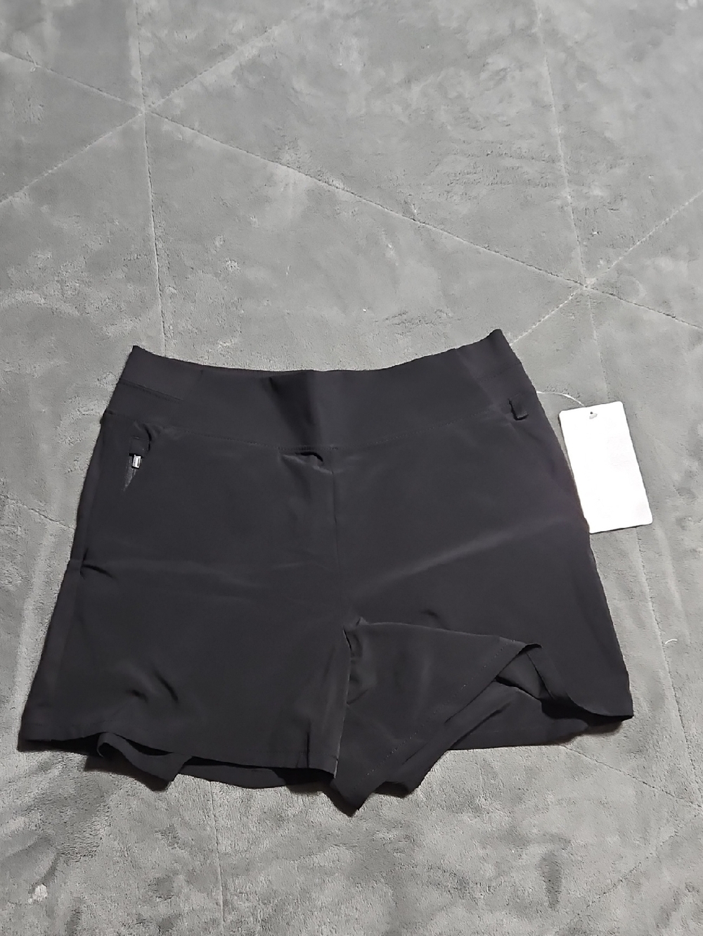 ATHLETA SHORTS